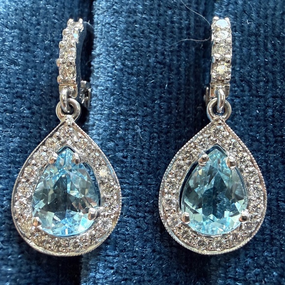 Designer PENNY PREVILLE 18K White Gold Diamond Aquamarine Dangle Drop Earrings - Picture 2 of 16